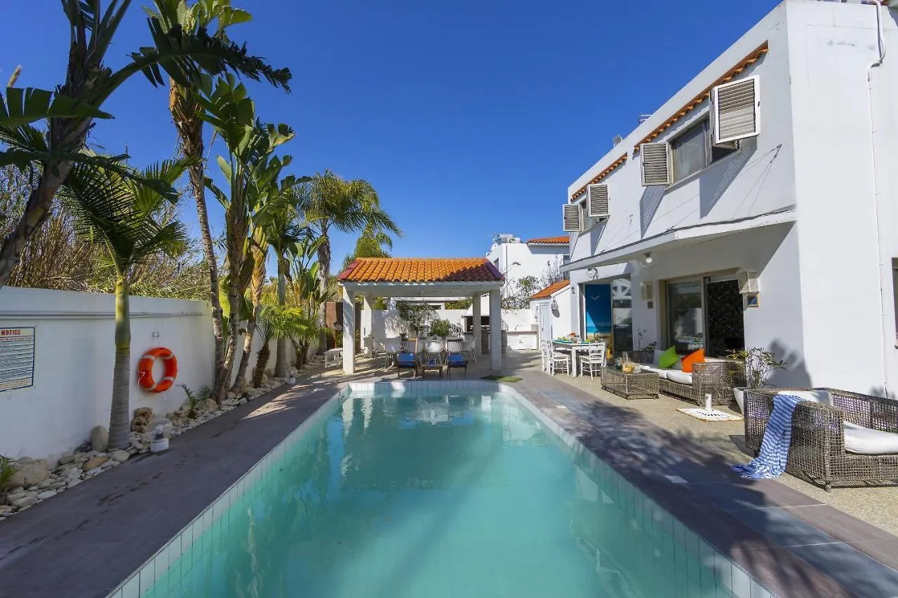 Protaras Villa Ithaki 0*,